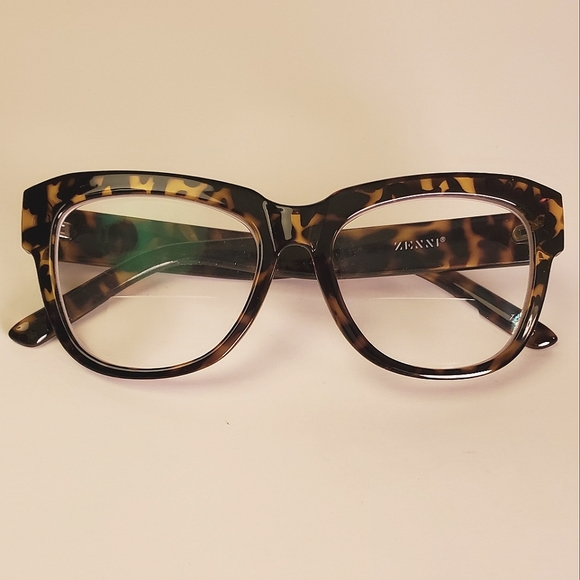 Tortoiseshell Big & Bold Thick Frame Glasses - Picture 3 of 6